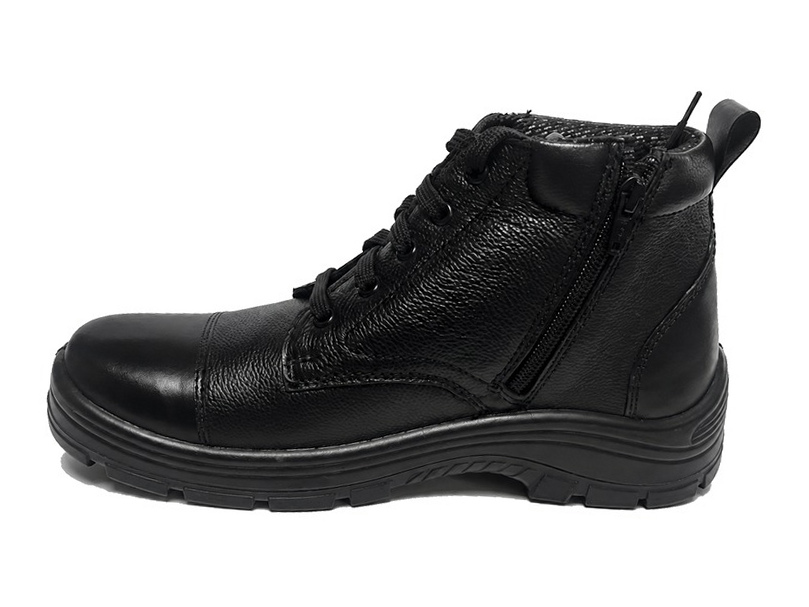 SICURA black ankle safety boot with side zip